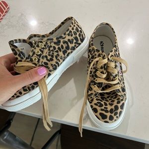 Brand new girls size 2 Superga tennis shoes